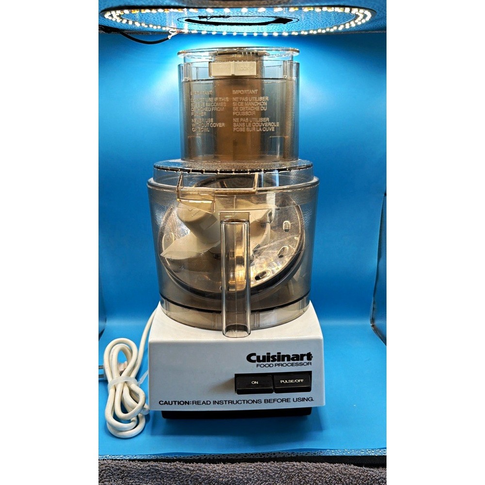 Cuisinart Full-Size Food Processor White Pulse w/ Bowl, Lid, 5 attachment's